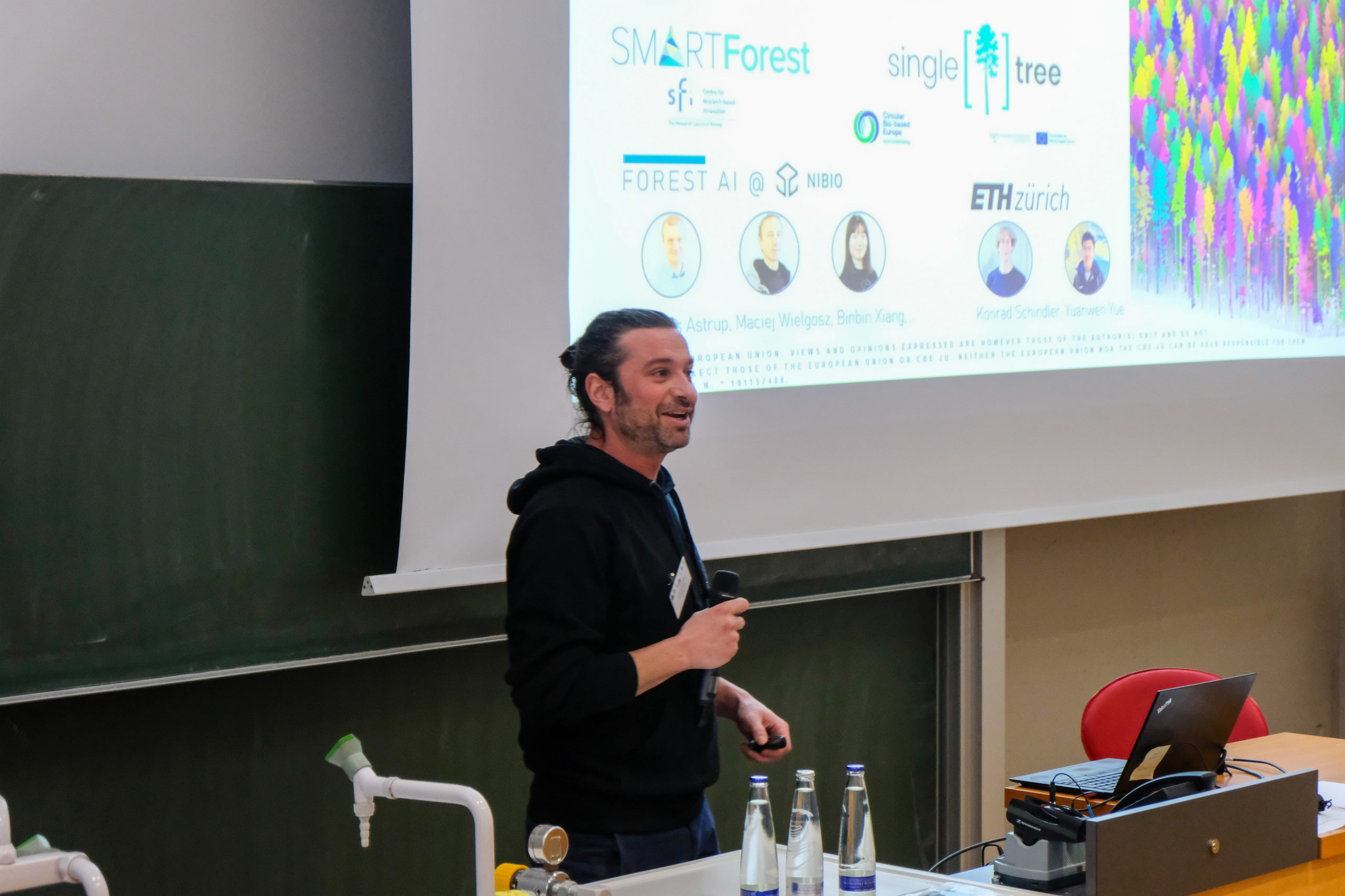 Stefano Puliti of NIBIO smiles as he addresses the crowd at SmartForest 2026