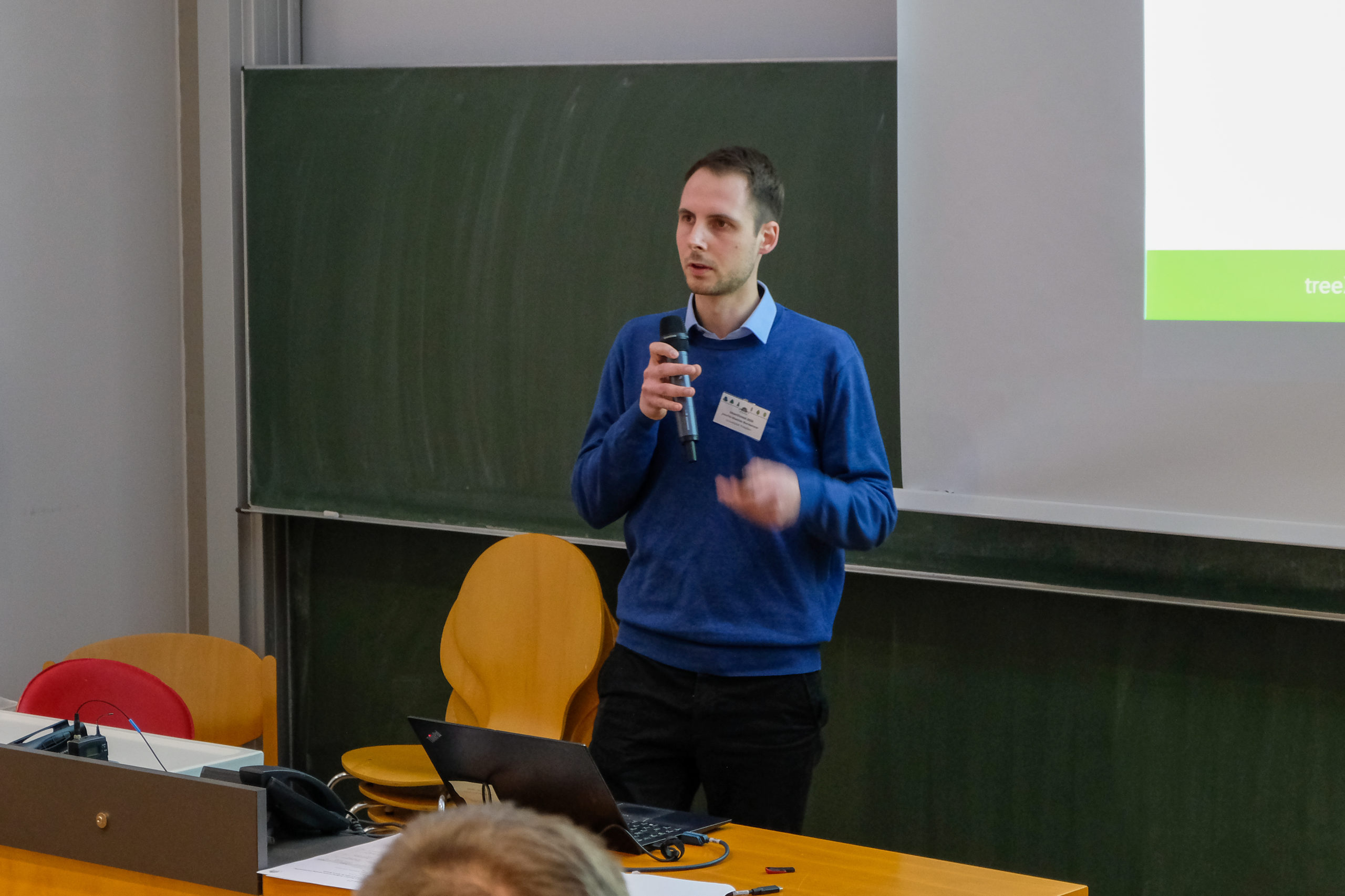 Josafat-Mattias Burmeister of the university of Potsdam presents “treeX: Unsupervised Tree Instance Segmentation in Dense Forest Point Clouds” at SmartForest 2026